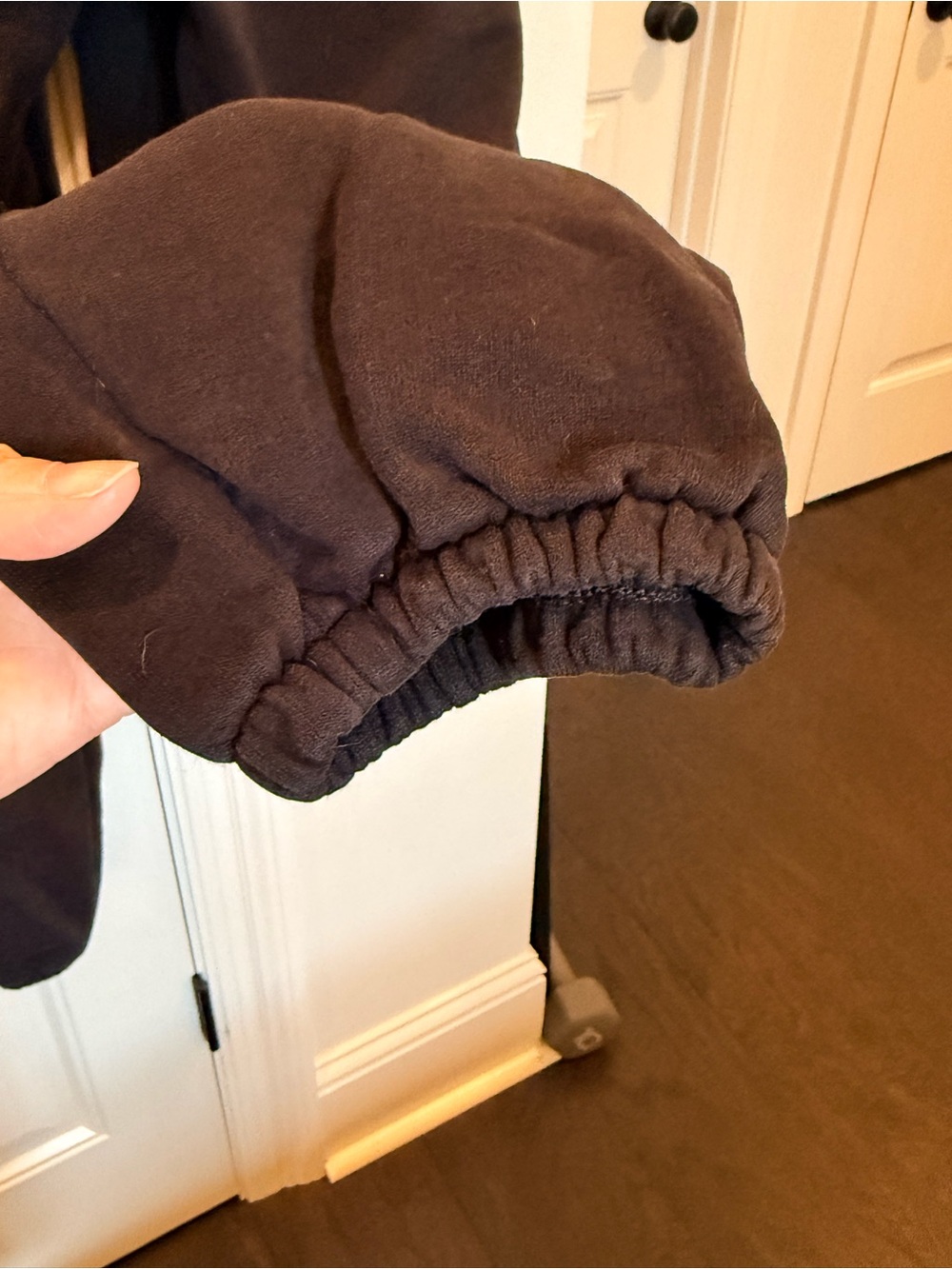 OFFLINE by aerie Black Track Fleece Sweat Joggers - Picture 6 of 9